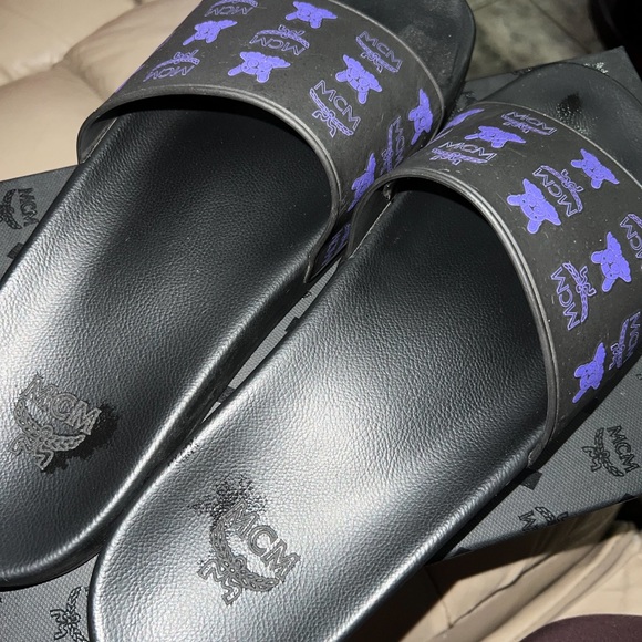 Designer slides size 12/13 100% Authentic  Burberry Balenciaga and MCM - Picture 5 of 6